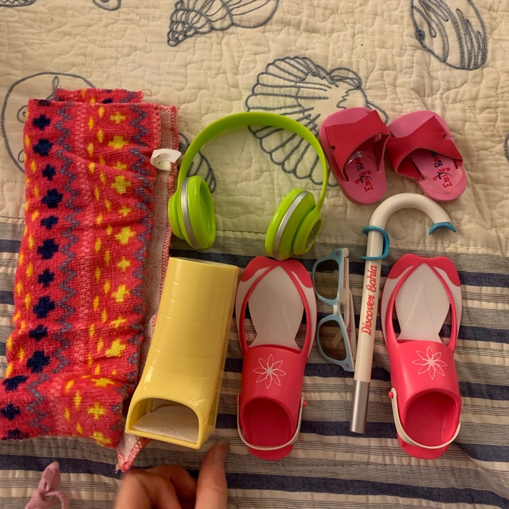 American girl accessories